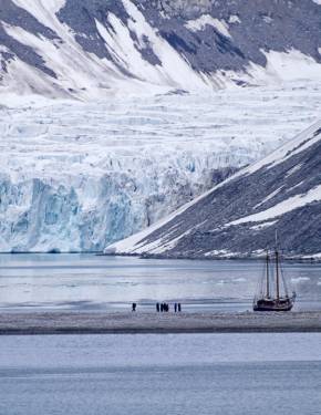 Best time to visit Svalbard